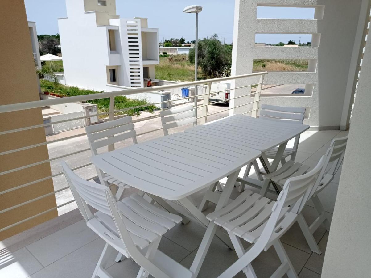 Gelsimori Apartments Otranto Bagian luar foto