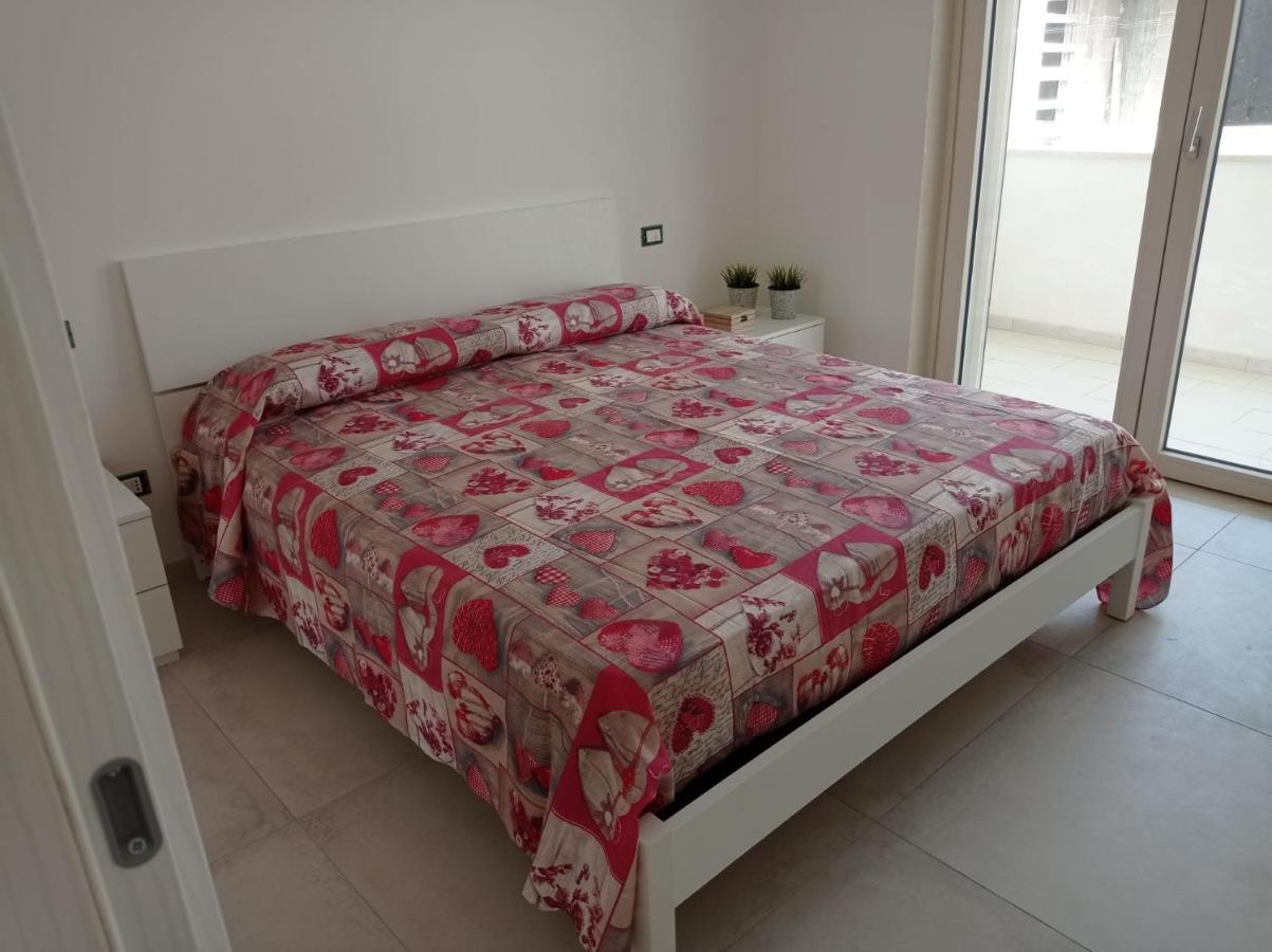 Gelsimori Apartments Otranto Bagian luar foto